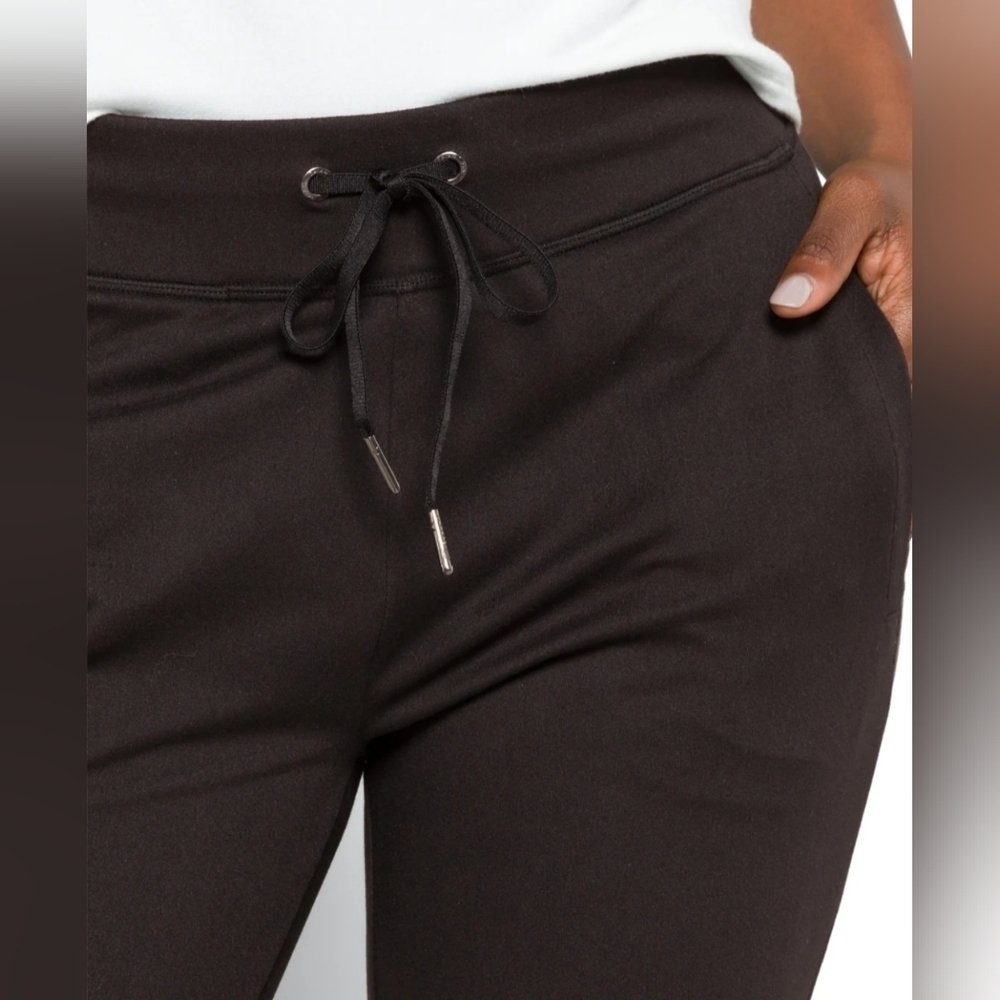 NWOT | Gaiam | Women's Zuri Knit Jogger Leggings | Color: Black | Size: Medium - Picture 4 of 12